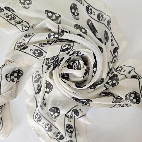 Alexander McQueen Accessories - Alexander McQueen Skull Silk Scarf Ivory Black